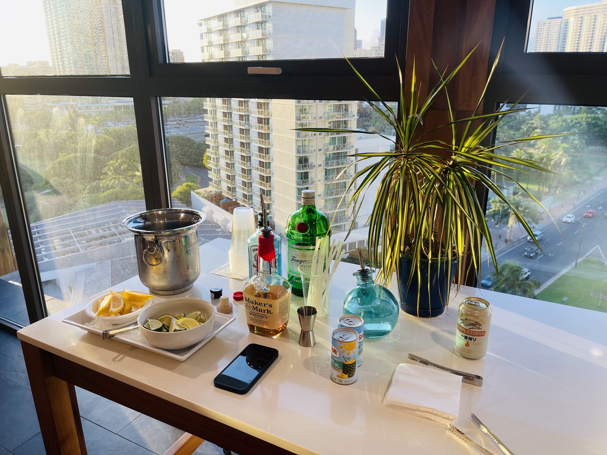 ホテルラクロワワイキキのモンキーポッドラウンジのアルコールメニュー